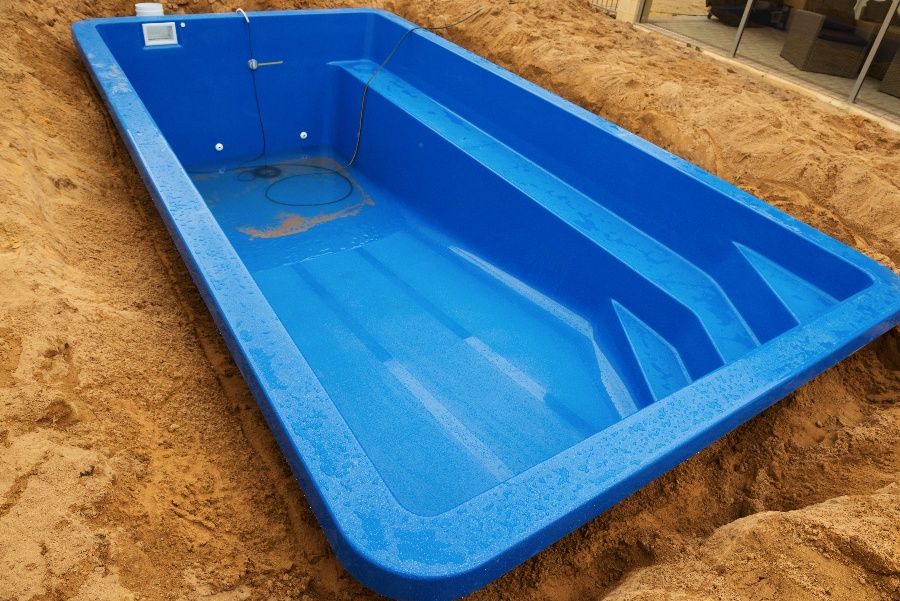 Fiberglass vs. Concrete Pool